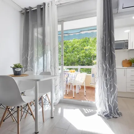 Bonito Estudio Renovado Salou Exterior foto